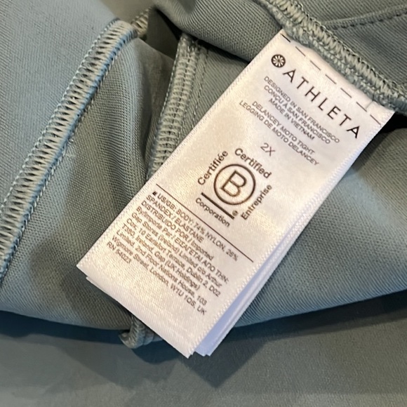 ⭐️ Athleta Delancey Moto Tight Size 2X - Picture 5 of 10